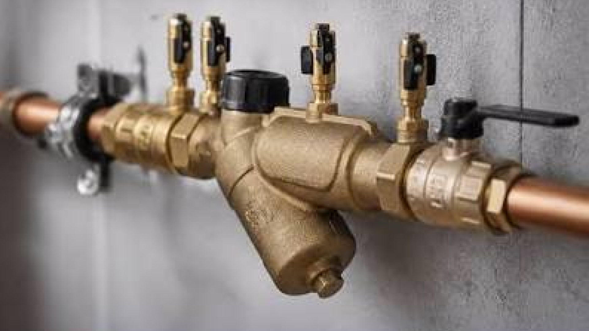 Backflow valve