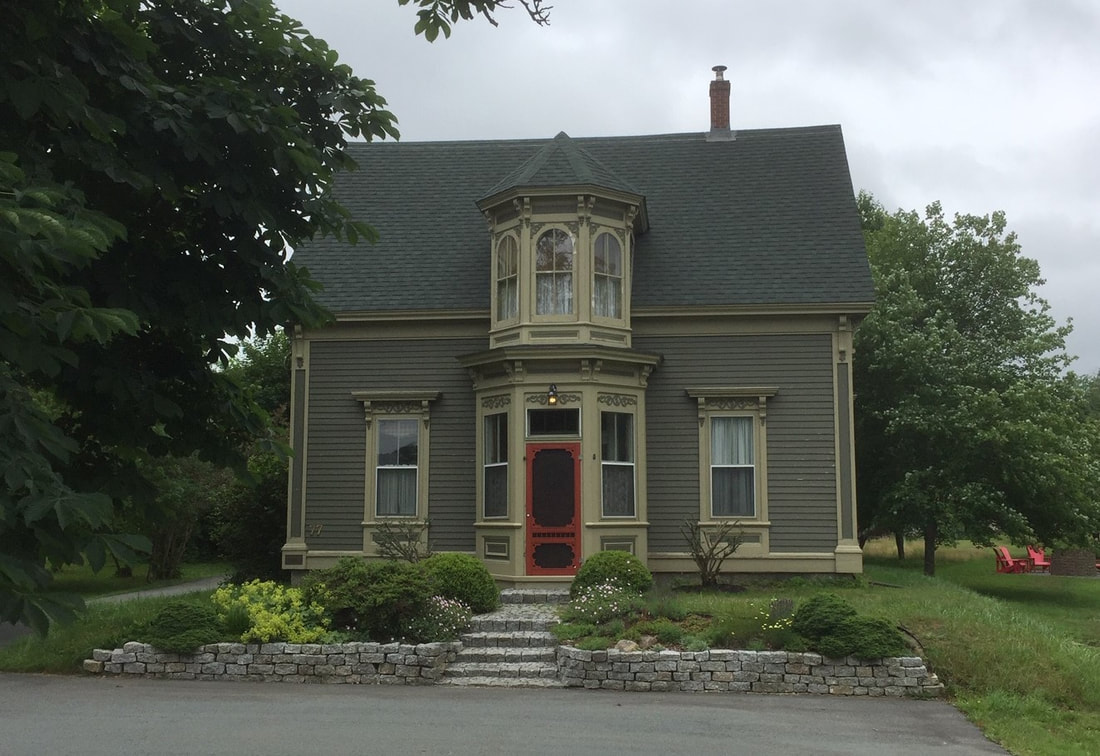 Photo of 77 Edgewater Street